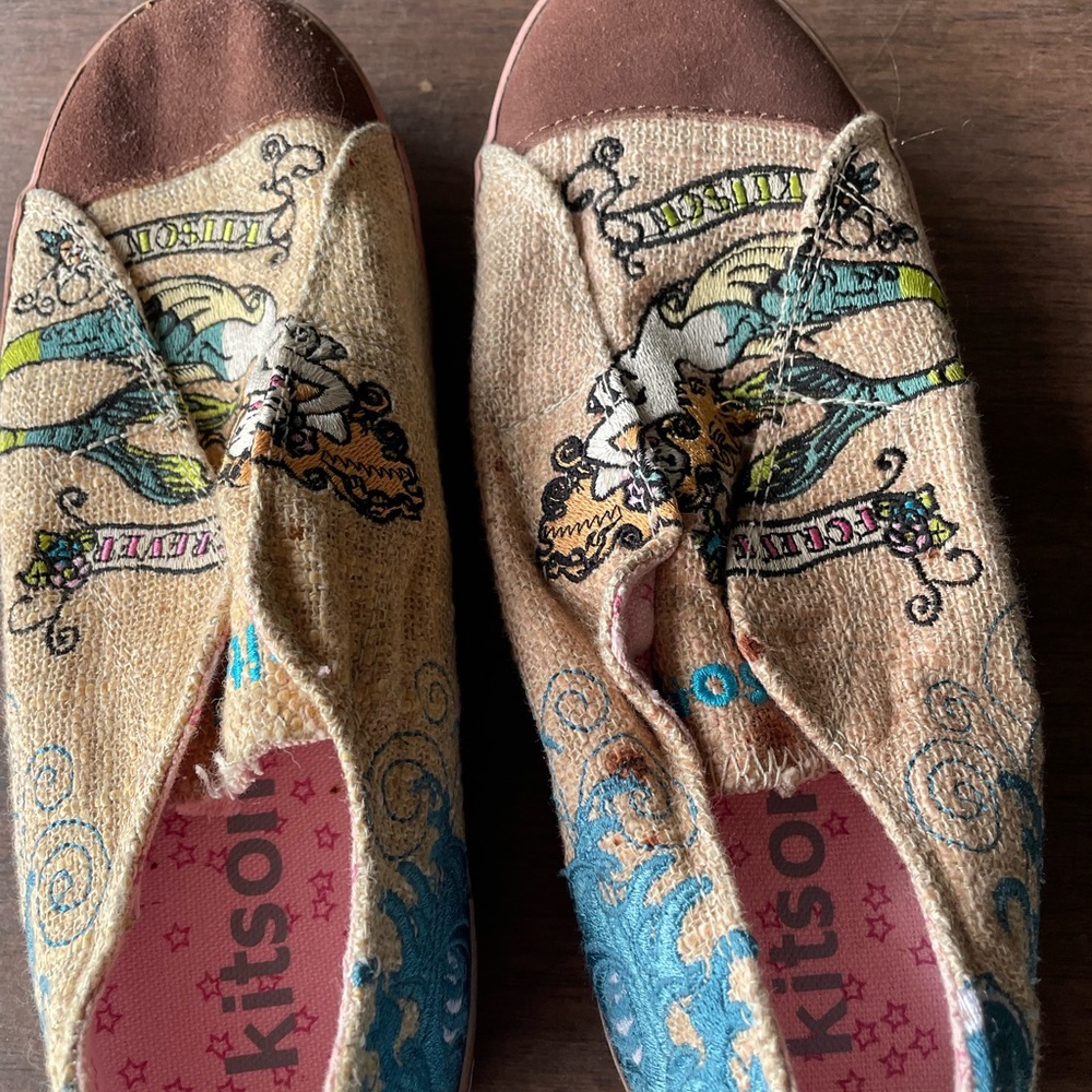 Ed Hardy slip ons